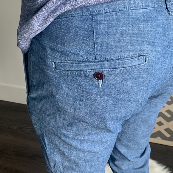 A&F Mens Slim Chinos - Picture 3 of 6